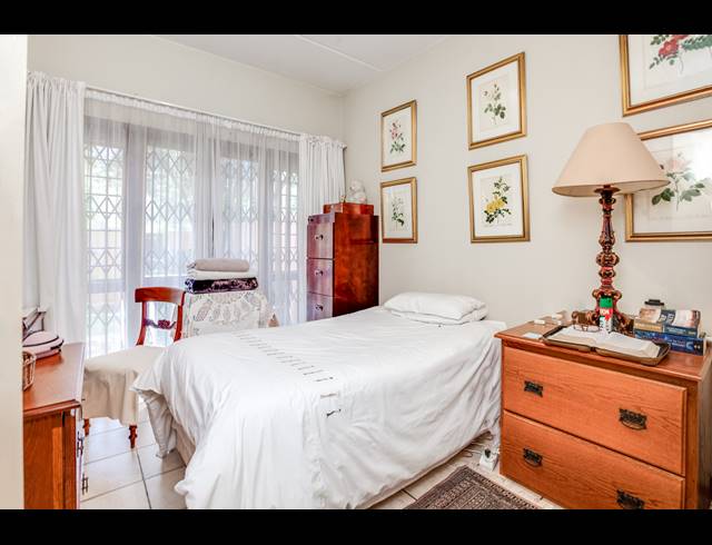 1 BEDROOM APARTMENT FOR SALE IN LONEHILL